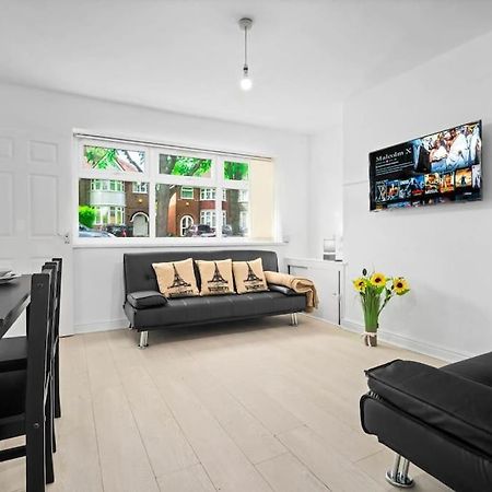 Jlr, Nec, B'Ham, Contractors Villa Birmingham Eksteriør billede