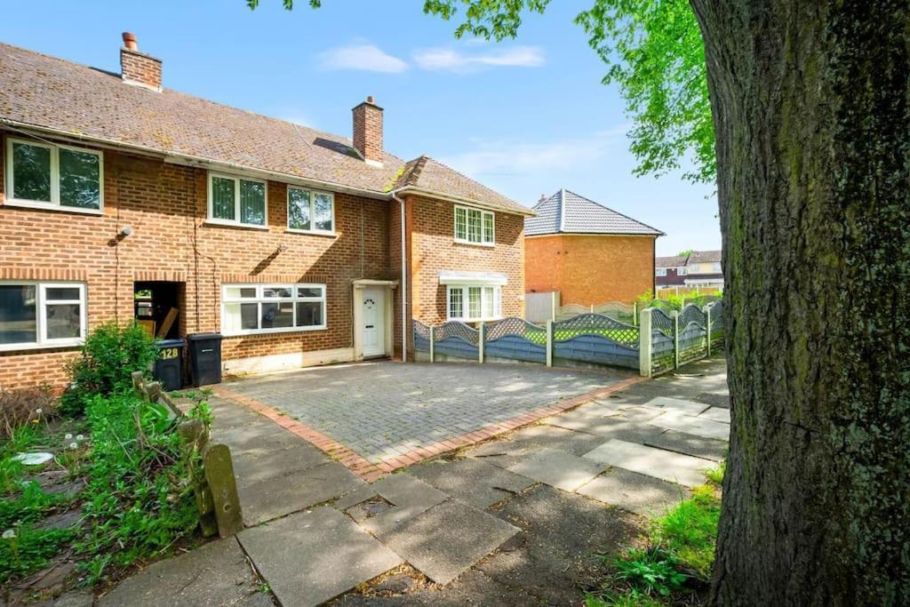 Jlr, Nec, B'Ham, Contractors Villa Birmingham Eksteriør billede