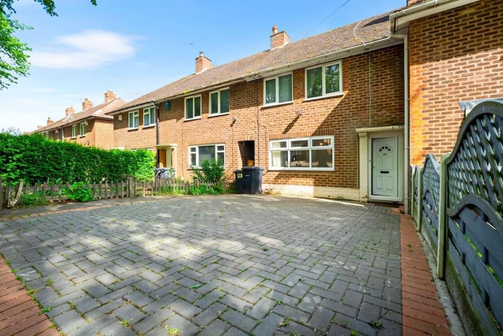 Jlr, Nec, B'Ham, Contractors Villa Birmingham Eksteriør billede